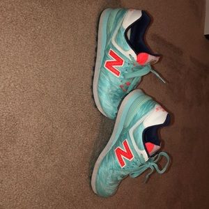 WORN ONCE, New balance, size 7!